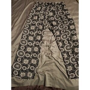 Torrid Floral Black  Beach Pants‎ w/ Short Lining Size: 00